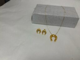 Lucky Charm Horseshoe